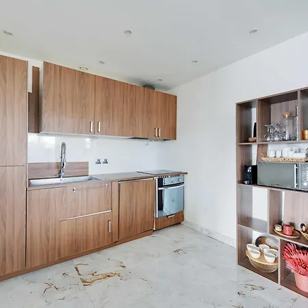 Apartment Modern - 3br-6p - *