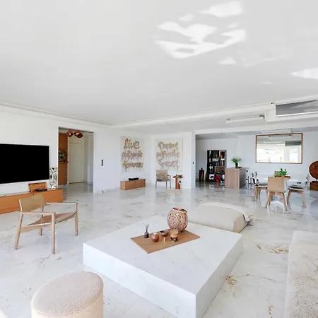 Modern - 3br-6p -
