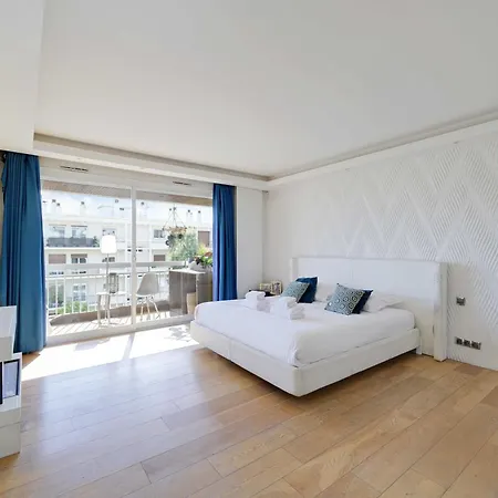 Modern - 3br-6p - *