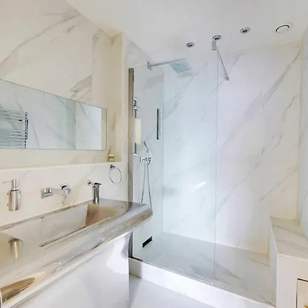 Modern - 3br-6p - * Neuilly-sur-Seine
